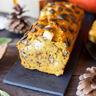 Cake salé potimarron, chèvre, graines de courge