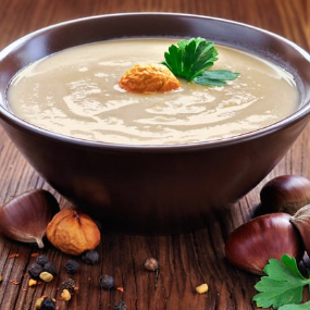 Velouté de châtaignes au thym