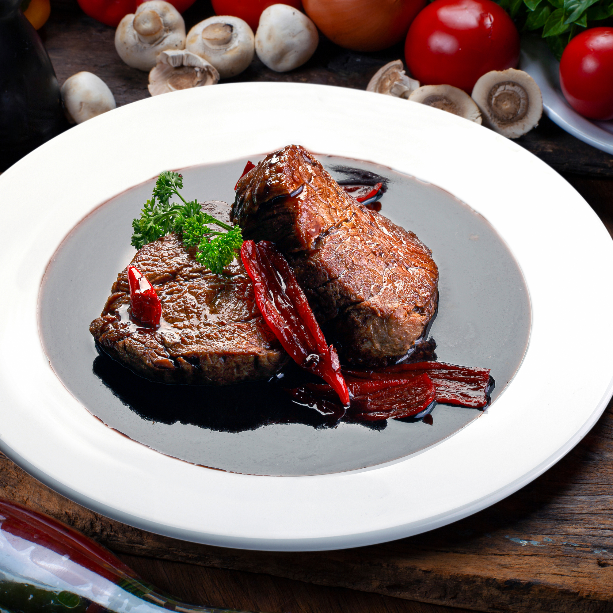 Filet de bœuf à la tibétaine, butternut croquant et caramel de vin rouge