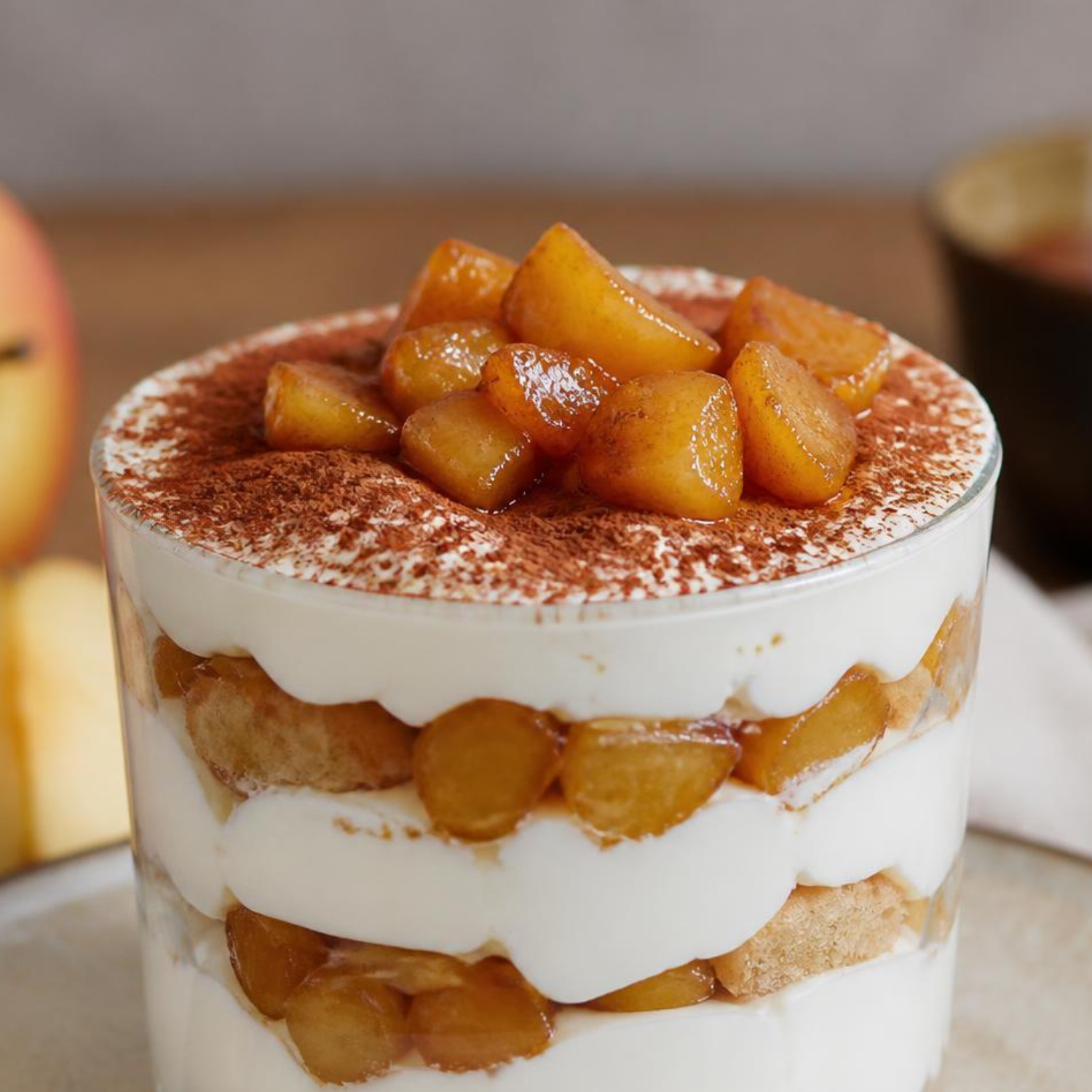 Tiramisu fromage blanc pomme caramélisée